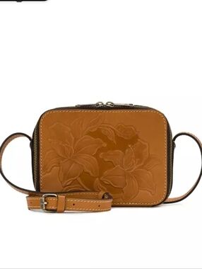 Patricia Nash-Rimini Parsain Floral Tooled Leather Crossbody Bag (Hazelnut 🤎)